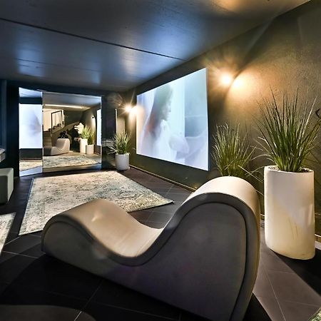 Appartamento Jacuzzi Cinema loft Kaunas Esterno foto
